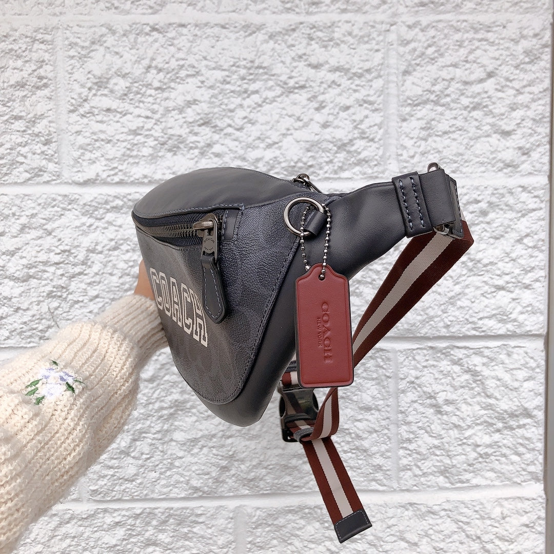 Coach CB912 Warren Belt Bag In Signature Canvas In QB/Denim/Chalk Coach CB912 Warren Belt Bag In Signature Canvas In QB/Denim/Chalk